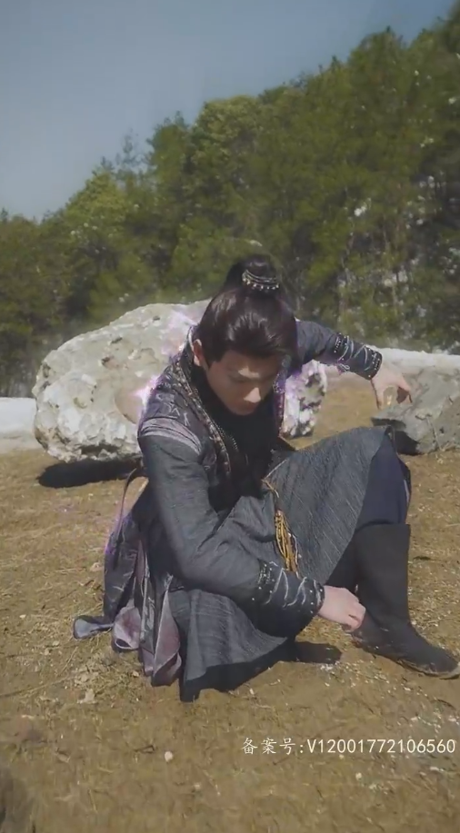 下山后，絕世美女非要拜我為師(全集)